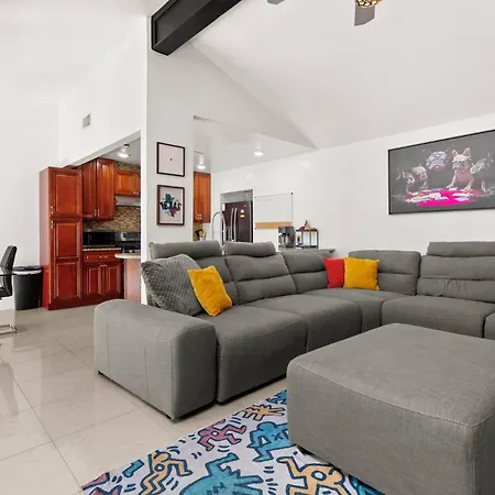 Dawnwood Villa